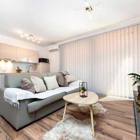 Apartman Lorena Ровинь Экстерьер фото